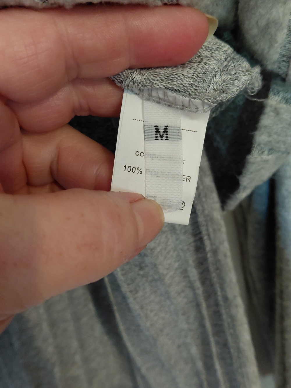 Women's Grey Ribbed Knit Sweater - Picture 3 of 4